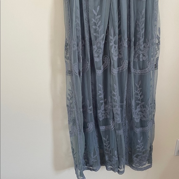 Pink Blush Blue Lace Dress - Picture 5 of 6